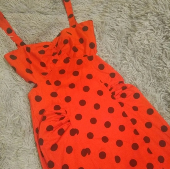 VINTAGE | Red/Black Polka Dotted Dress! - Picture 5 of 8